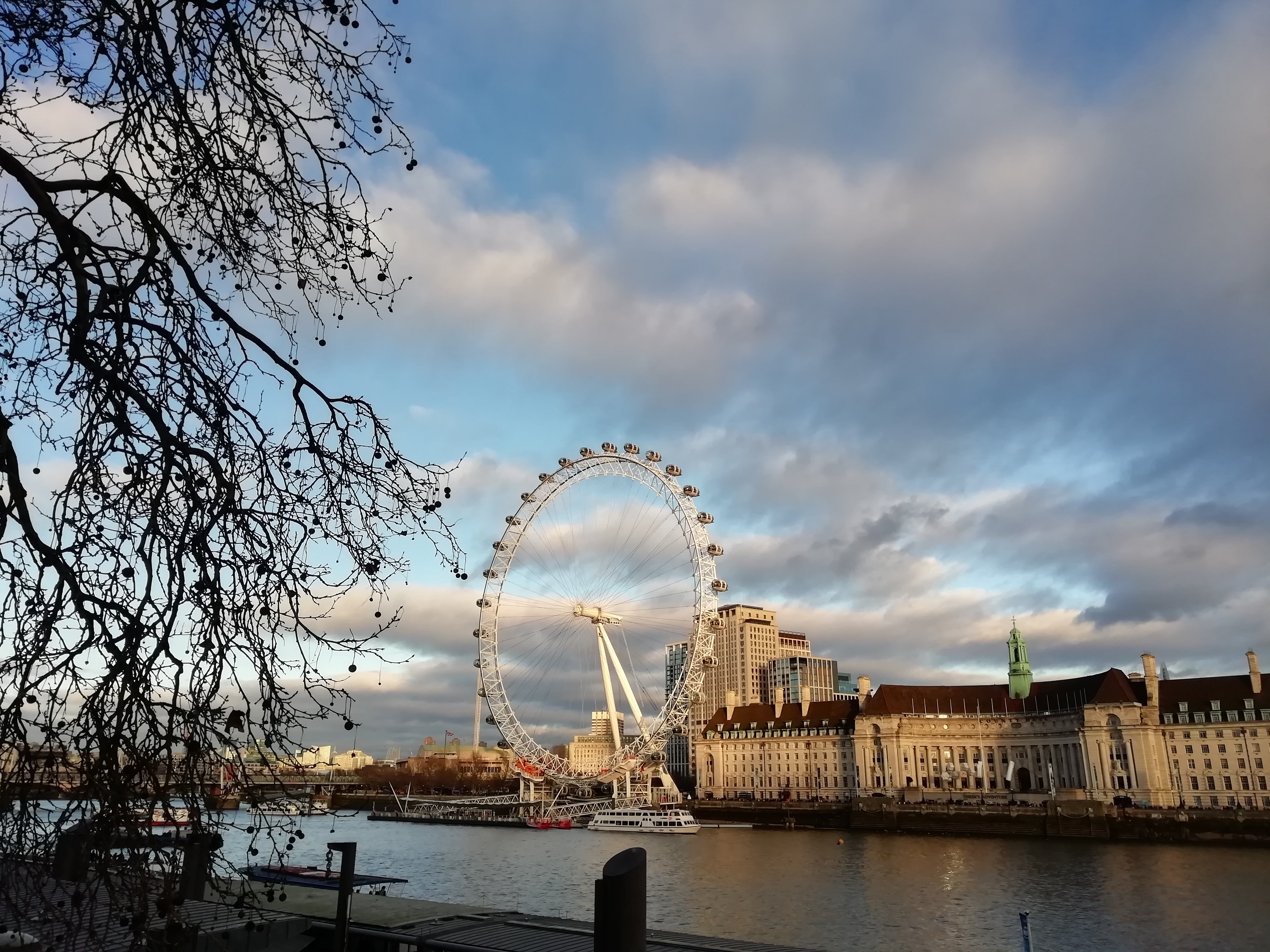 view over river Thames on the London Eye