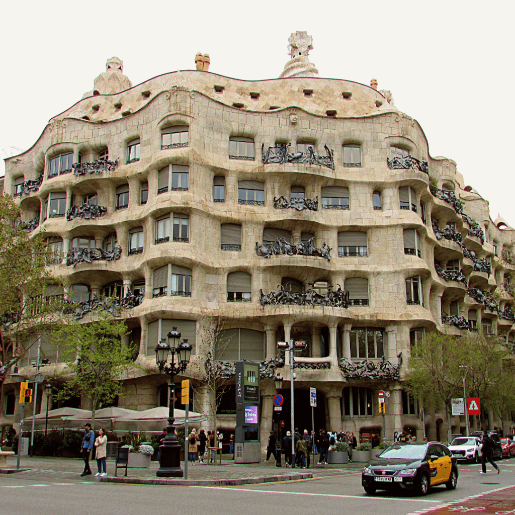Casa Mila, Pedrera, Antonio Gaudi, Barcelona