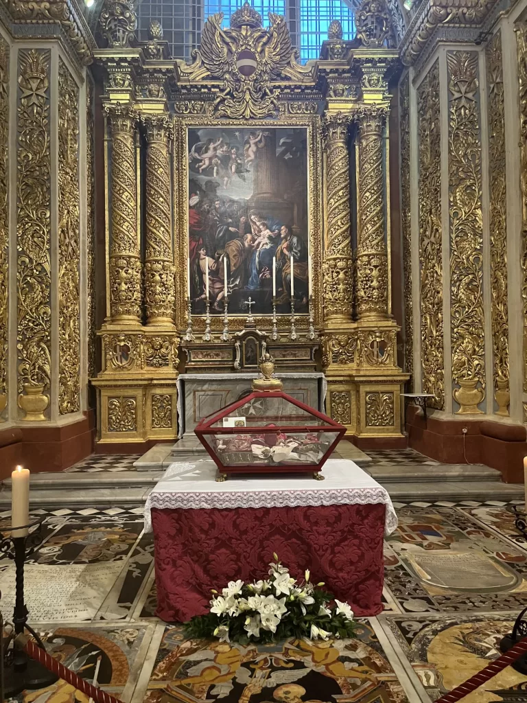 decorative interieur, cathedral, valetta, malta