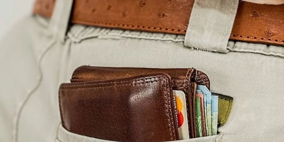 Wallet in rear pocket of the troussers